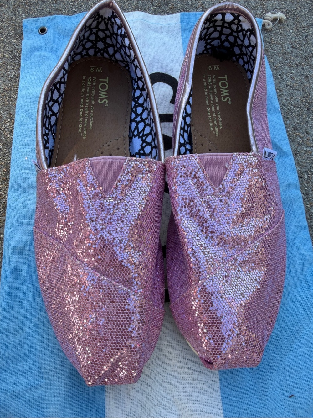 TOMS Pink Glitter Alpargata Slip-On Moccasins size 9